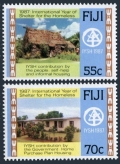 Fiji 572-573