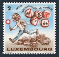 Luxembourg 633